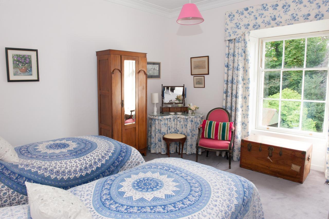Bed and Breakfast Lough Bawn House Collinstown  Exterior foto